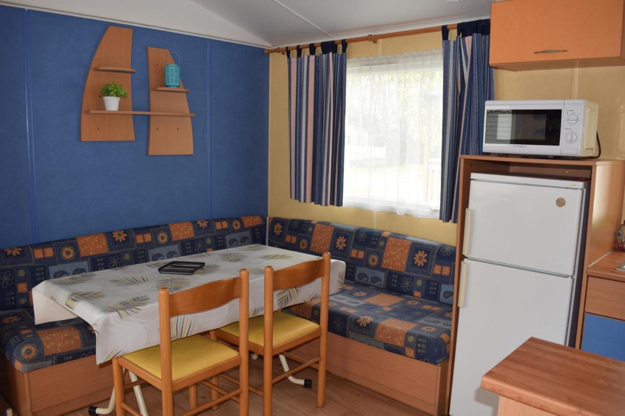 Camping Du Creulet Crouay Eksteriør billede